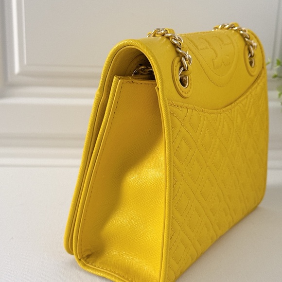 Tory Burch Fleming Small Shoulder Bag Yellow - Picture 3 of 9